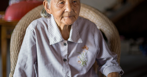 Sống đến tuổi 70 mới thấm: Con cái thực sự hiếu thuận đều sở hữu 3 đặc điểm này!