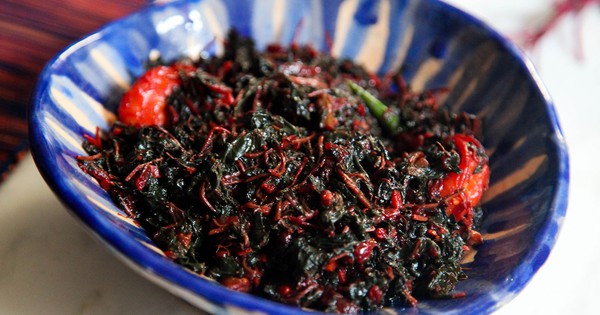 Loại rau nhiều sắt hơn thịt bò, được bán quanh năm ở chợ Việt: Không phải ai cũng biết để ăn