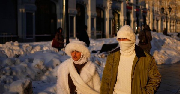 Moscow đối mặt tình trạng thiếu người dọn tuyết