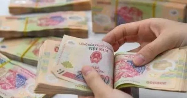 Thưởng Tết Ất Tỵ cao nhất 1,9 tỉ, tăng 13%: Năm nay thế nào?