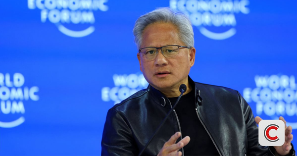 Hàng trăm nghìn coder bị sa thải, CEO Jensen Huang khuyên: Gen Z và Gen Alpha đừng học code, hãy học cách giải quyết vấn đề!