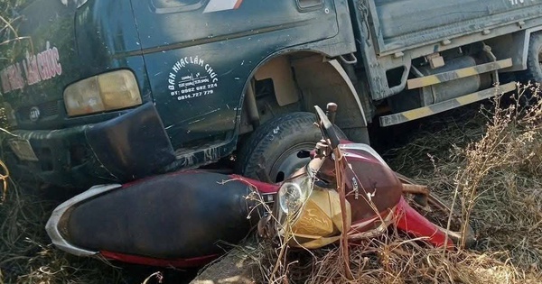 Xe tải tự trôi, cán cháu nhỏ tử vong thương tâm