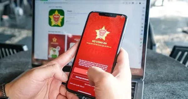 Người dân được làm thủ tục hành chính trực tuyến qua VNeID