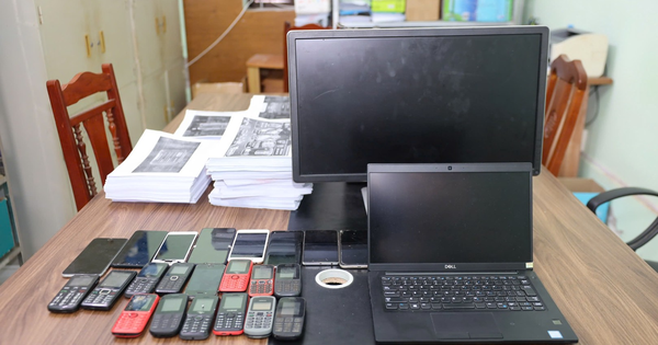 Phong tỏa 125 tài khoản tại 16 ngân hàng: Phát hiện dòng tiền lạ chuyển vào các cửa hàng vàng rồi đổi sang tiền mặt