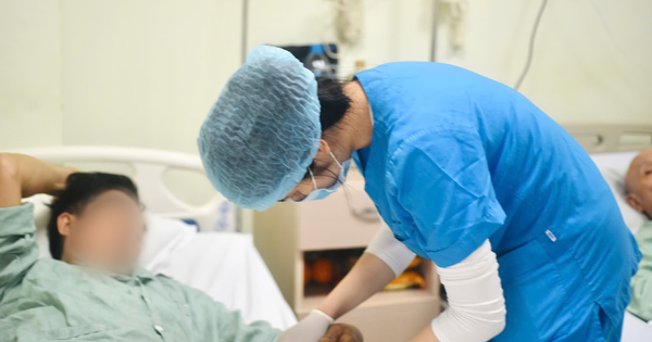 Cảnh báo tai nạn chặt thịt gà ngày Tết: Bệnh nhân suýt mất ngón tay
