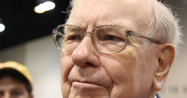 Không phải vàng, Warren Buffett bán 12,5 tỷ USD...