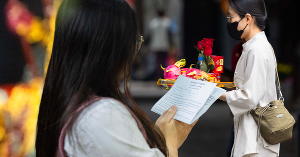 Giới trẻ đổ về chùa Hà cầu duyên cuối năm, không gian tâm linh nhộn nhịp