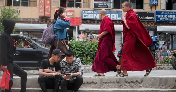 Thử Nghiệm Tiền Điện Tử Bhutan: Hệ Thống Thanh Toán Toàn Quốc Vắng Bóng Khách Hàng
