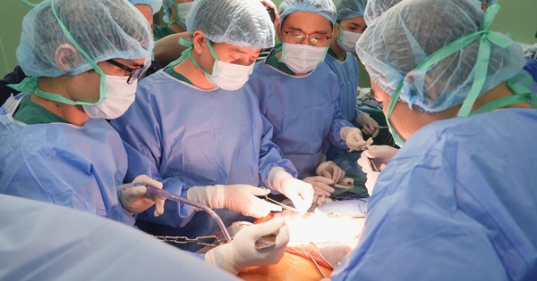 Mùa xuân của sự sống: Nghĩa cử hiến tạng từ gia đình nam sinh tử tế cứu 8 người
