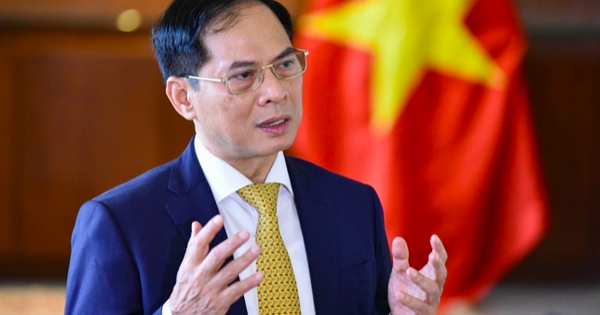 Phó Thủ tướng Bùi Thanh Sơn ghi nhận nỗ lực của 4 tập đoàn lớn, đặt mục tiêu cao cho năm 2026