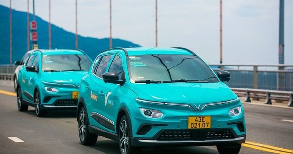 Chưa đầy 2 tháng, hãng taxi của tỷ phú Phạm Nhật Vượng tăng vốn lần thứ ba lên 43.400 tỷ đồng