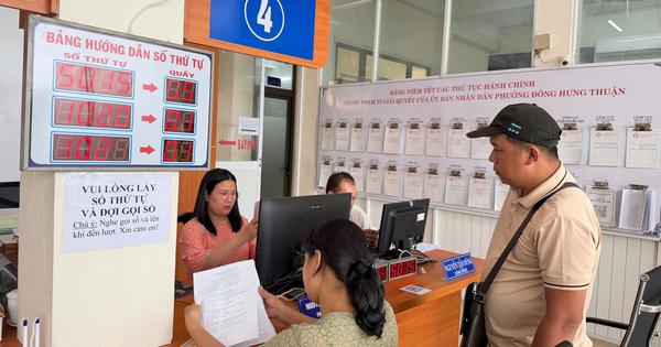 Luật Mới 2025: Tạm Dừng BHXH Cho DN Phục Hồi, Ưu Đãi AI Và Mở Rộng Thẩm Quyền Cấp Xã