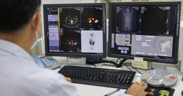 Chỉ mất vài giây để chụp X-quang, vì sao bảo hiểm yêu cầu quy trình đủ 6 phút mới thanh toán BHYT?