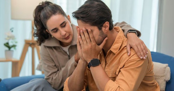 Giám đốc trung tâm xạ trị: Đừng bao giờ bỏ qua 6 dấu hiệu ung thư này, kể cả khi bạn mới 20 tuổi