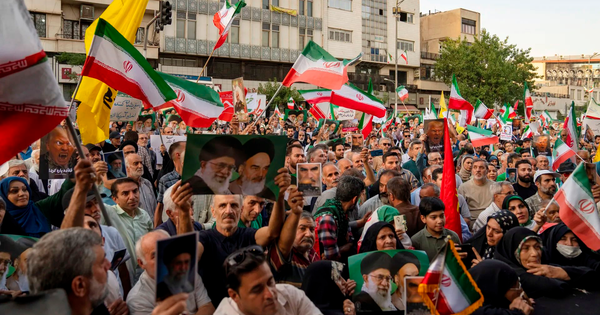 Iran Dẫn Đầu Thế Giới Về Số Ngày Nghỉ Hưởng Lương Của Người Lao Động