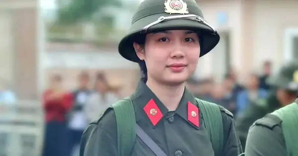 Cô gái Nghệ An từ bỏ giáo án, tình nguyện làm tân binh Công an nhân dân