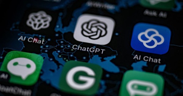 Nghiên cứu bất ngờ: Ứng dụng AI giữ chân người dùng kém hơn 30% so với ứng dụng thường