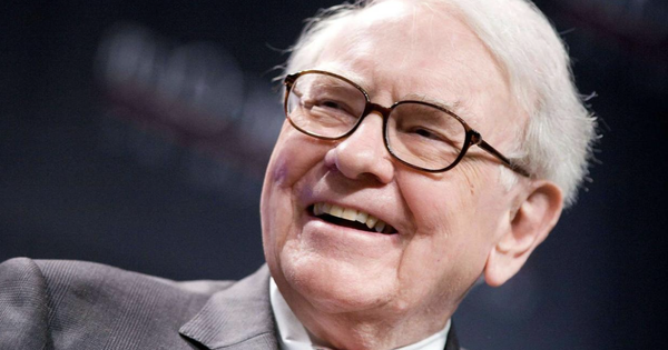 Warren Buffett: Tư duy độc lập và 3 nguyên tắc sống quý hơn tiền bạc