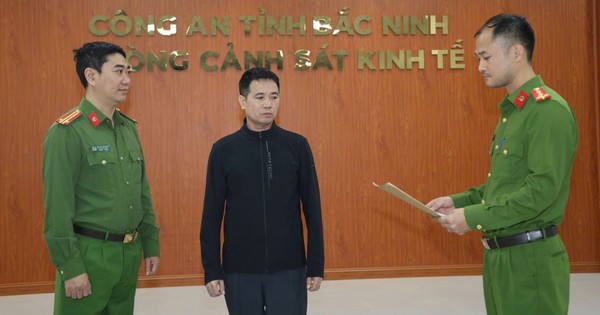 Bắc Ninh: Bắt tạm giam chủ cơ sở sản xuất giấm giả '100% tự nhiên'