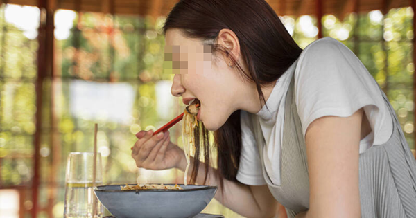 Cô gái gầy BMI 19 mắc gan nhiễm mỡ nặng: Cảnh báo từ 3 thói quen xấu