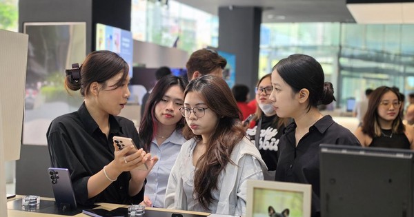 Samsung Galaxy S26 Ultra Gây Sốt Thị Trường Với Doanh Số Tăng 20% Và Công Nghệ AI Mới