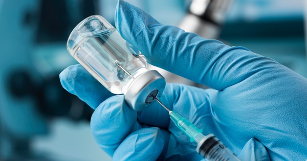 Doanh nhân AI cứu chó cưng bằng vaccine mRNA cá nhân hóa sau khi thất bại với hóa trị