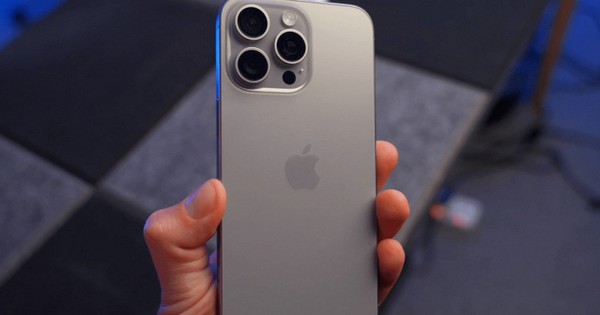 iPhone 15 Pro Max đến iPhone 13: Top 5 mẫu iPhone giá tốt nhất năm 2026