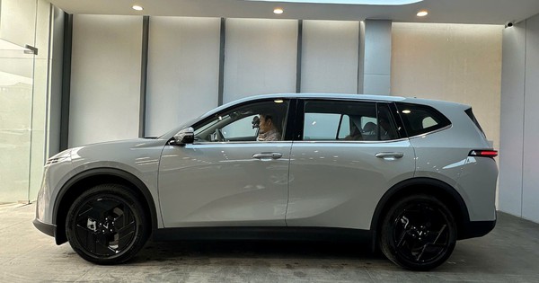 VinFast VF MPV 7: Chỉ 750 Triệu Đồng Lăn Bánh, Giải Pháp Tài Chính Thông Minh Cho Gia Đình
