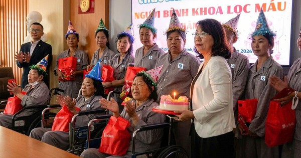 Câu chuyện xúc động về bệnh nhân lọc máu 12 năm và lời cảnh báo từ bác sĩ