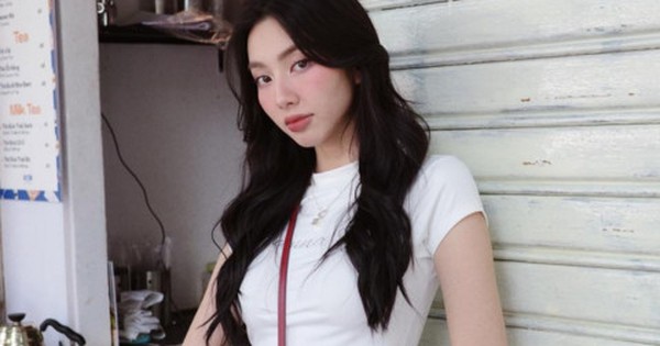 Mẹ Hoa hậu Thùy Tiên trở lại mạng xã hội sau thời gian ở ẩn, đăng clip đời thường