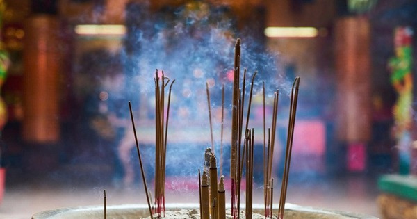 Thời điểm tốt nhất để thắp hương