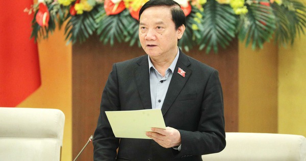 Ủy Ban Thường Vụ Quốc Hội Thảo Luận Sửa Đổi Luật Công Chứng, Hướng Tới Giảm Bắt Buộc