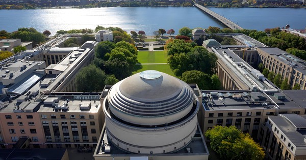 MIT Vượt Mặt Harvard: Bí Quyết Giữ Ngôi Vương Đại Học Thế Giới 13 Năm Liền