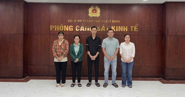 Triệt phá đường dây sản xuất mỹ phẩm giả quy mô lớn tại TPHCM