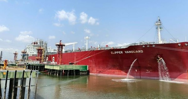 Việt Nam Chủ Động Đảm Bảo Nguồn Cung LPG Trước Căng Thẳng Trung Đông