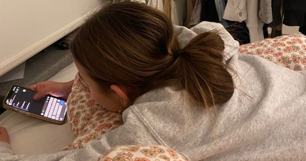 30 Phút Trước Khi Ngủ: Khoảng Thời Gian 'Nguy Hiểm' Cho Chi Tiêu Vô Thức