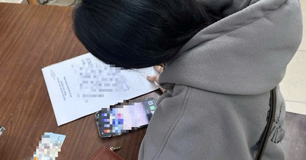 Nữ sinh Hà Nội mất hơn 800 triệu đồng vì bị lừa đảo giả danh công an