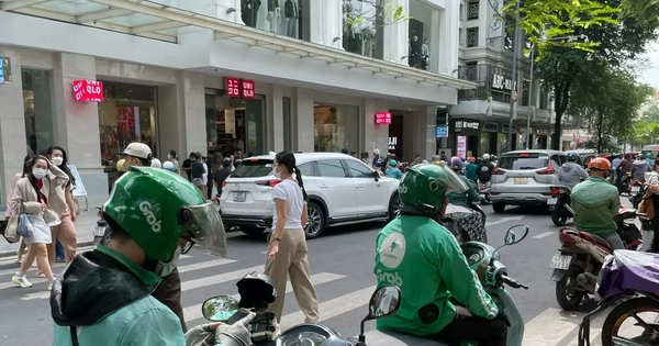 Làn sóng đổi xe điện bùng nổ tại TP.HCM trước áp lực giá xăng tăng cao