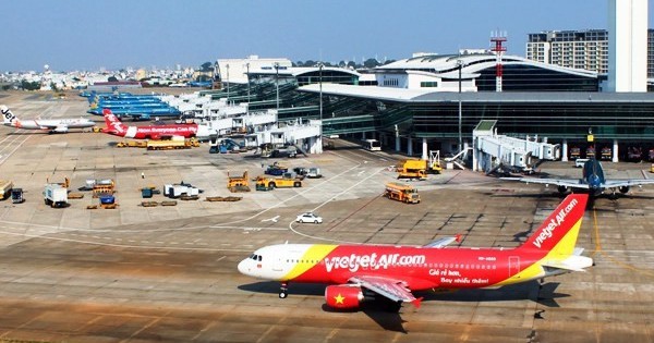 Hàng không Việt giảm chuyến nội địa do thiếu nhiên liệu, hành khách cần chủ động