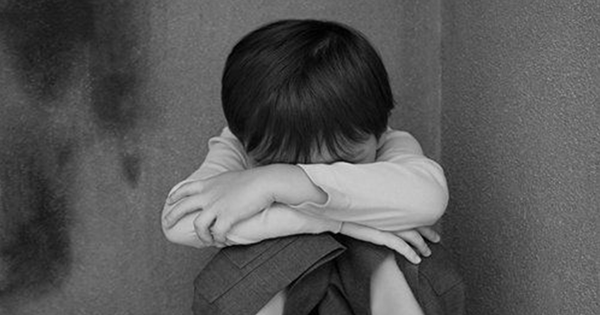 Bé 2 tuổi tử vong vì nghẹn kẹo phô mai dẻo: Cảnh báo cấp thiết về an toàn thực phẩm cho trẻ nhỏ