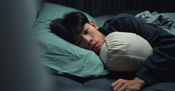 Mất ngủ và đổ mồ hôi đêm: Hai triệu chứng cảnh báo ung thư nguy hiểm