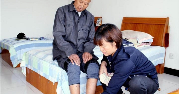 Người Giúp Việc 8 Năm Chia Sẻ: Tuổi Già Hạnh Phúc Không Chỉ Là Tiền