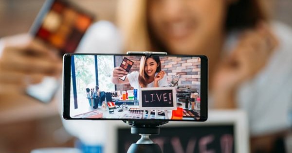 AI Streamer 'thảm sát' nghề livestream: Chi phí chỉ từ 0,09 USD/phút, định hình thương mại điện tử 2026