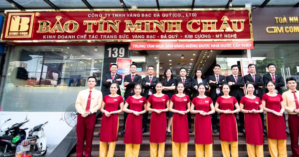Công an kiểm tra, nhiều cửa hàng vàng Bảo Tín Minh Châu tại Hà Nội bất ngờ đóng cửa