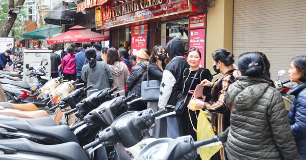 Bảo Tín Minh Châu giải thích việc tạm ngừng giao dịch, cam kết bảo vệ khách hàng