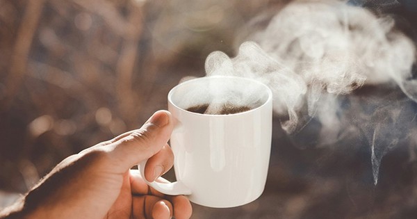 Đồ uống nóng: Thói quen tiềm ẩn nguy cơ ung thư thực quản toàn cầu