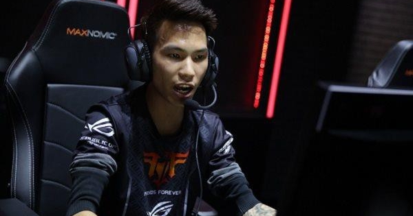 Hành Trình Thăng Trầm Của Streamer Tú Sena: Từ Cựu Tuyển Thủ LMHT Đến Những Ồn Ào Tài Chính Và Đời Tư