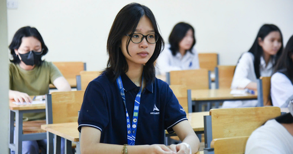 Áp lực thi lớp 10 Hà Nội: Giải pháp đa dạng hóa giáo dục sau THCS