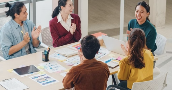 3 ĐIỀU người giàu không bao giờ nói: Càng giữ kín càng giàu, người nghèo lại vô tư buôn chuyện và tự cho mình hơn người