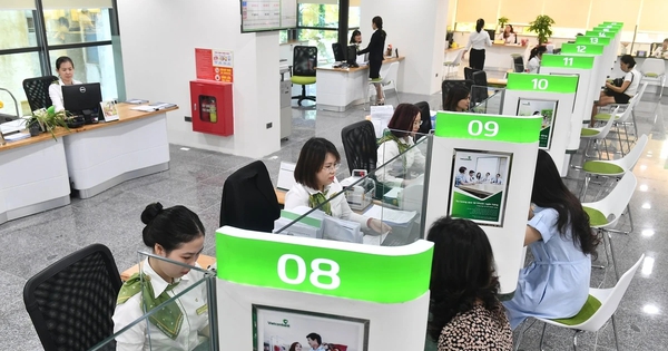 Từ 1/4/2026: Tài Khoản Ngân Hàng Phải Dùng Tên Thật, Người Dân Có Thể Phản Ánh Vi Phạm Giao Thông Qua VNeID